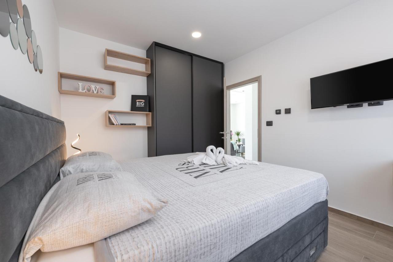 Green Luxury II With Heated Pool, Jacuzzi & Sauna Ruzici  Buitenkant foto