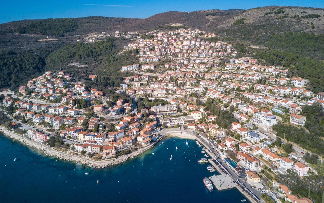 Green Luxury II With Heated Pool, Jacuzzi & Sauna Ruzici  Buitenkant foto