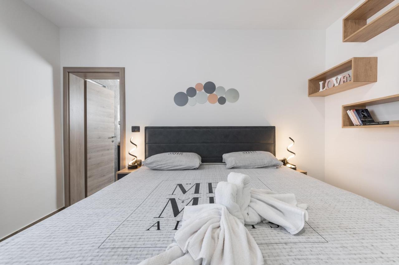 Green Luxury II With Heated Pool, Jacuzzi & Sauna Ruzici  Buitenkant foto